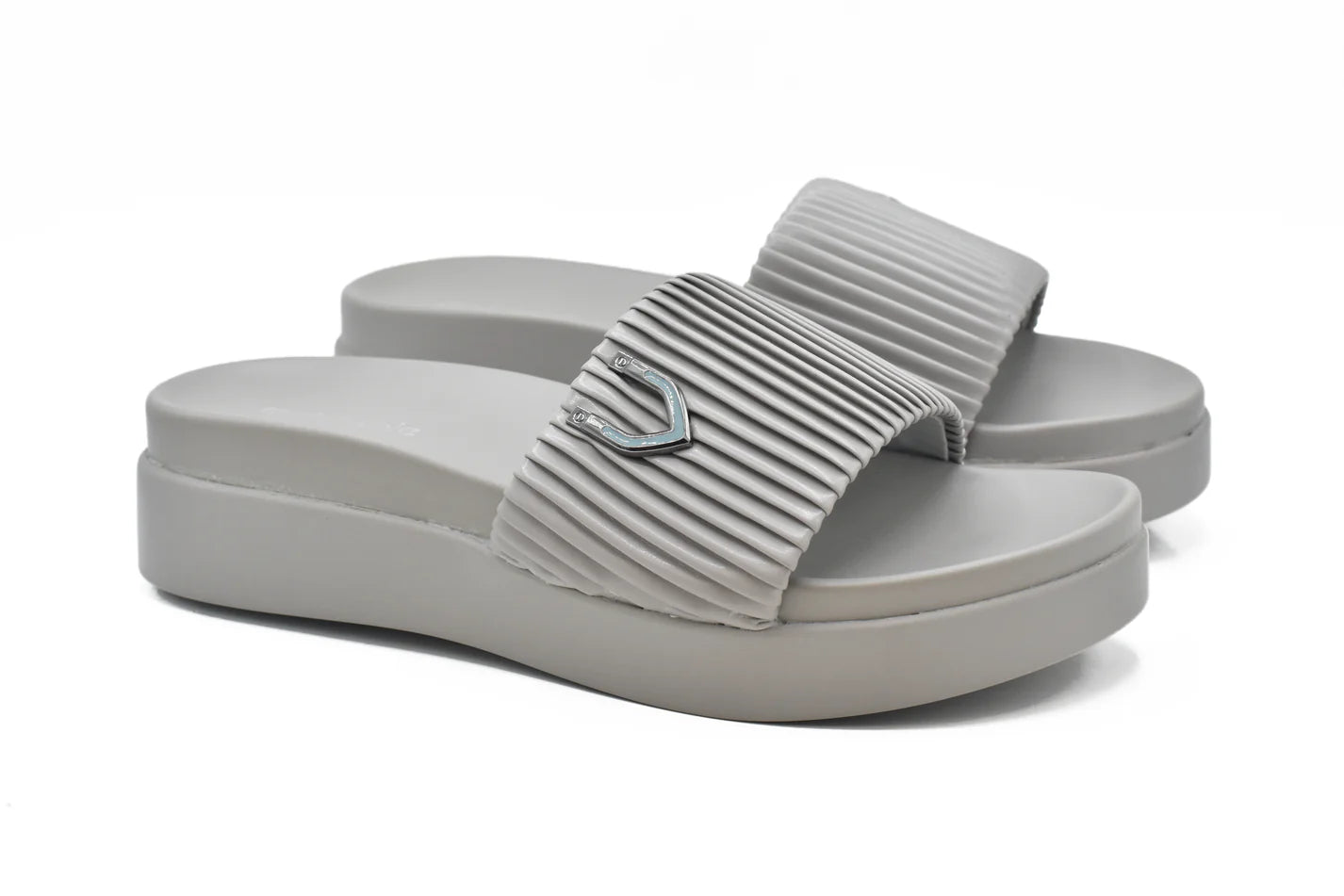 Chic Neutral Comfort Slipper for Womens